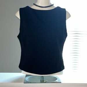 LEATHER BACK STRAP! Sleeveless top w/ leather blackstrap